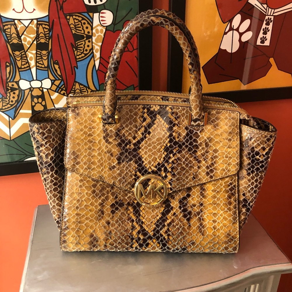 Michael kors handbag 🚀